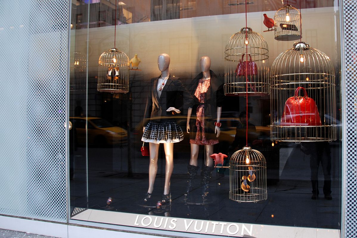 New York City Fifth Avenue 745 01 Louis Vuitton Window Display 1 E 57 St